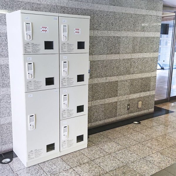 画像4: ■1月初旬頃入荷予定【開梱/設置迄無料/必要小物も】宅配ボックス 電源・メンテナンス不要 S×6個 M×1個 ホワイト 売れ筋2連タイプ 液晶タイプ 宅配ロッカー 集合住宅・マンション 空室対策 管理組合様向け後払い決済に対応 PLUS おしゃれなアパートに※屋内用 (4)